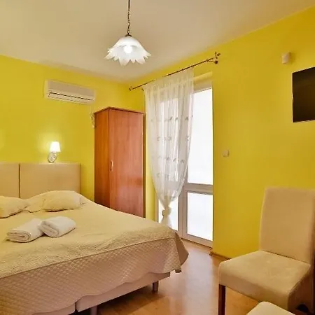 Guest house Enigma 3*